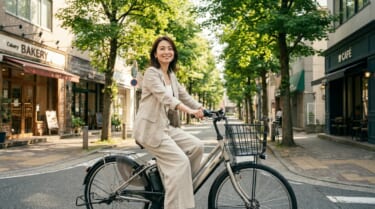 Woman_riding_electric_bicycle