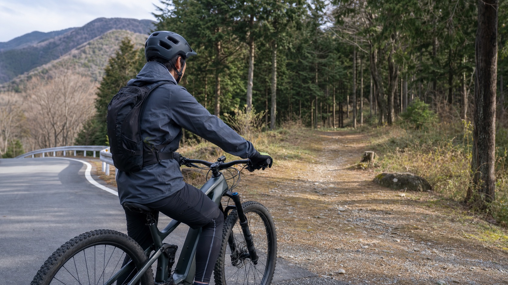 e-MTBでトレイル入口まで移動するイメージ